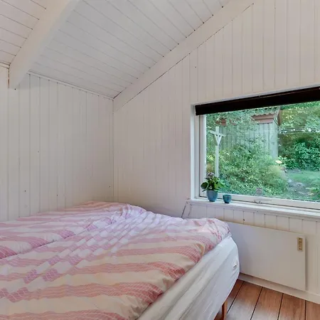 Сasa de vacaciones Yngve - 56-5km From The Sea By Interhome